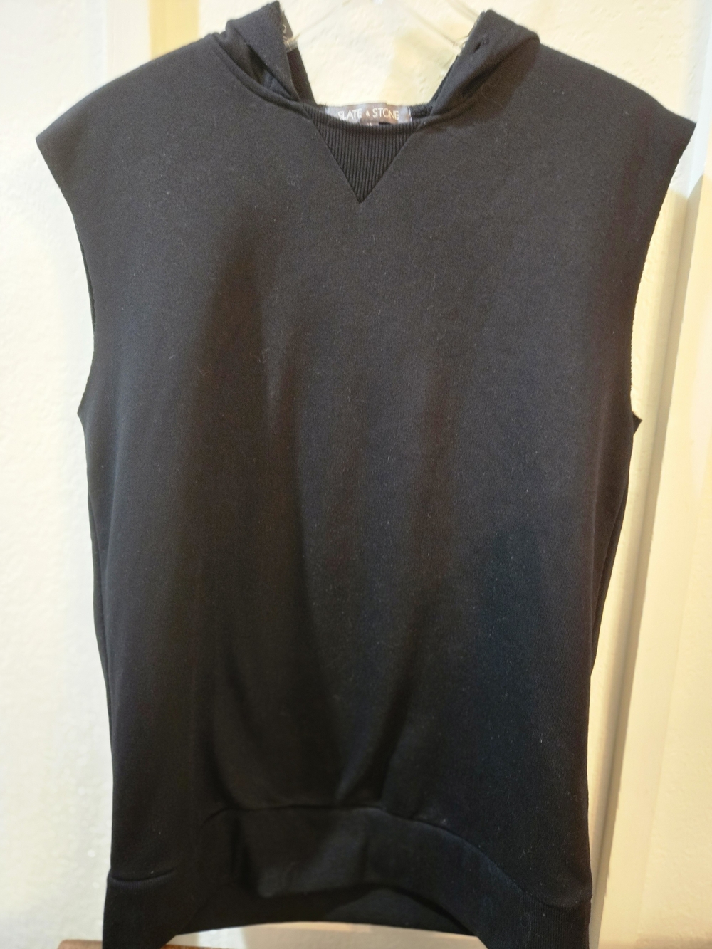 Slate & Stone Black Sleeveless Crewneck Hoodie